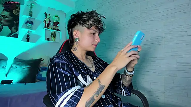 ZuryRamirez  online show from 10, 11, 2025