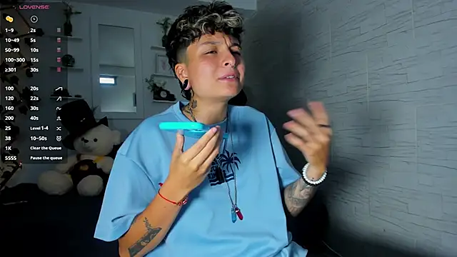 ZuryRamirez  online show from 13, 9, 2025