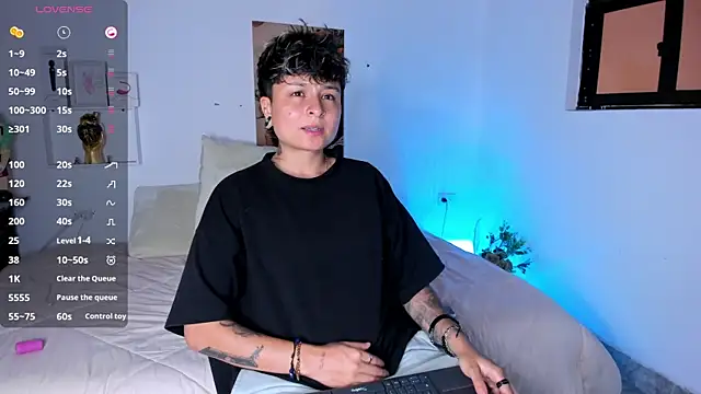 ZuryRamirez  online show from 20, 6, 2026