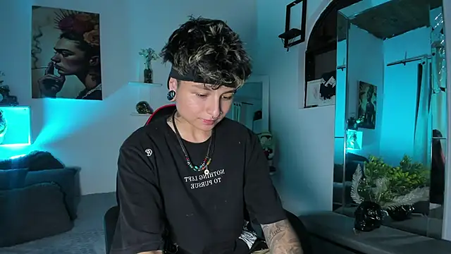 ZuryRamirez  online show from 30, 11, 2025