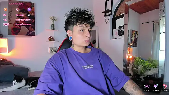 ZuryRamirez  online show from 1, 12, 2025
