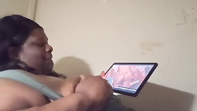 whitwhit86 online show from 13, 9, 2025