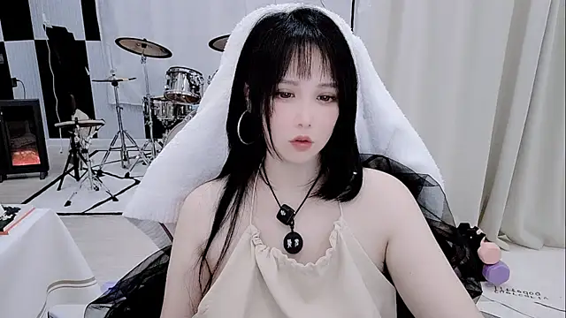 Vaness-a online show from 4, 4, 2026