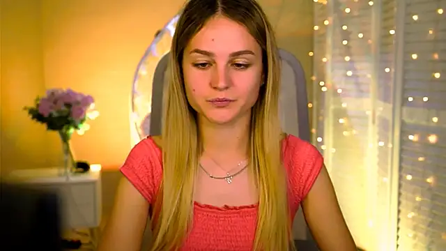 DeboraLarson online show from 15, 7, 2026
