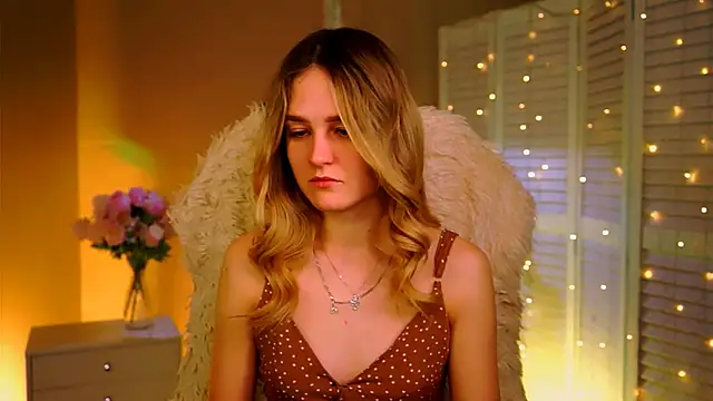 Snapshot of DeboraLarson chatting on 9, 2, 2026 DeboraLarson online show from 9, 2, 2026