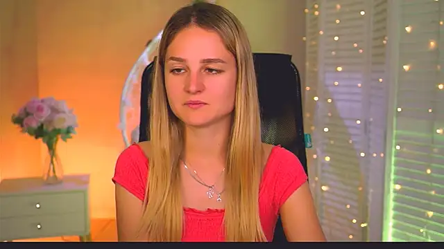 DeboraLarson online show from 28, 6, 2026