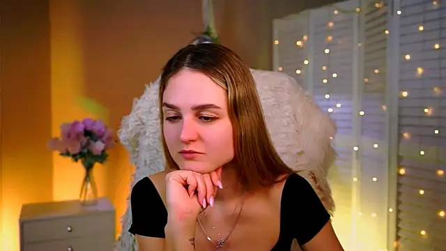 Snapshot of DeboraLarson chatting on 8, 2, 2026 DeboraLarson online show from 8, 2, 2026