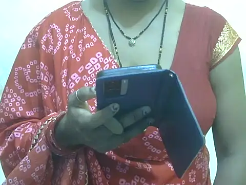 HOT-SEEMAA online show from 3, 7, 2026