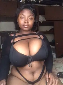 Snapshot of Shortbase_kiki chatting on 3, 5, 2026 Shortbase kiki online show from 3, 5, 2026