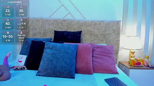 ashley  foxx  online show from 12, 11, 2025