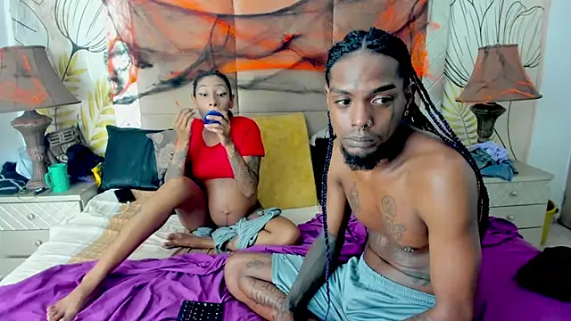 bigblackhotx1 online show from 28, 10, 2025