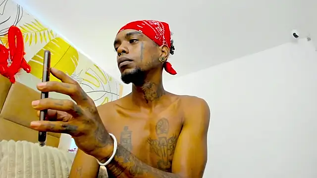 bigblackhotx1 online show from 11, 9, 2025