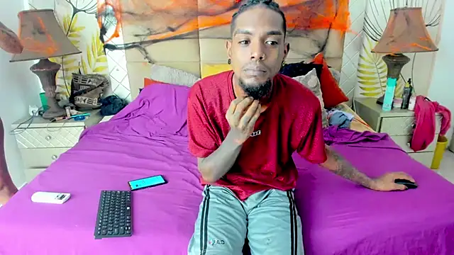 bigblackhotx1 online show from 29, 10, 2025