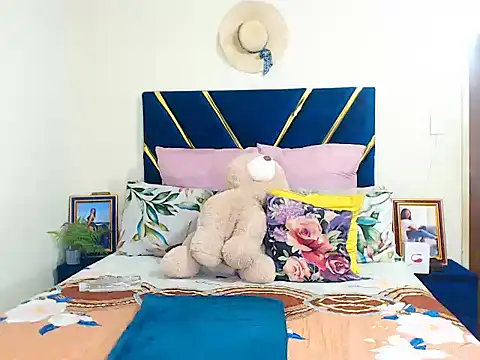 veronica1xxx online show from 20, 10, 2025