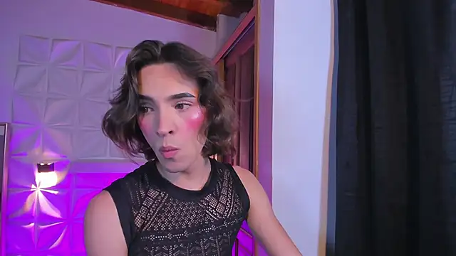 miss Ari online show from 30, 11, 2025