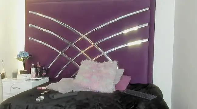 samantaht online show from 28, 2, 2025