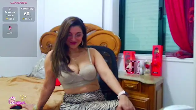 Julie Boronat26 online show from 24, 3, 2026