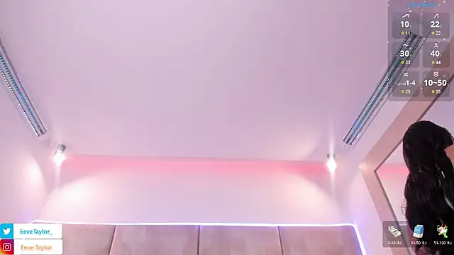 Eevee Taylor online show from 15, 10, 2025