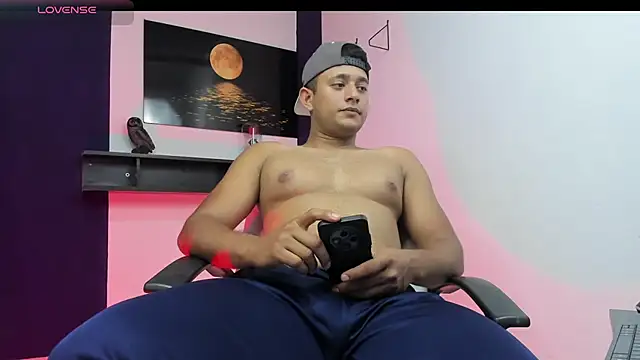 Snapshot of Marcos_garcias chatting on 4, 3, 2025 Marcos garcias online show from 4, 3, 2025