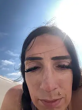 loveattack online show from 10, 2, 2025