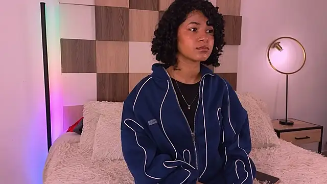 Adele Carter  online show from 16, 11, 2025