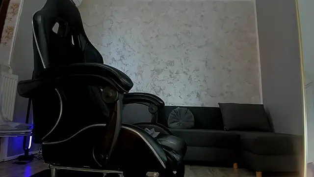 Ivy belle online show from 22, 2, 2025