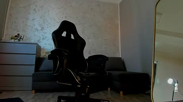 Ivy belle online show from 23, 2, 2025