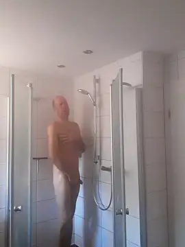 Harry Boldt online show from 2, 2, 2025