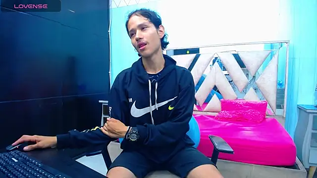 andy staar online show from 4, 10, 2025