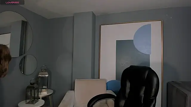 Snapshot of GabriellaLee chatting on 18, 6, 2026 GabriellaLee online show from 18, 6, 2026
