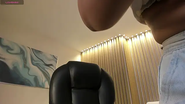 GabriellaLee online show from 8, 11, 2025