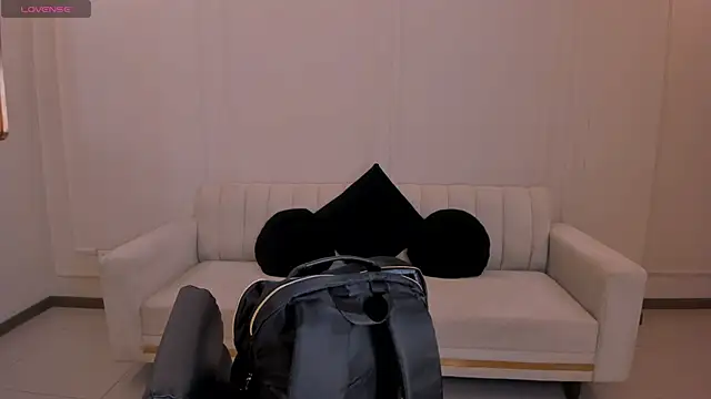 StacyWoods online show from 31, 5, 2026