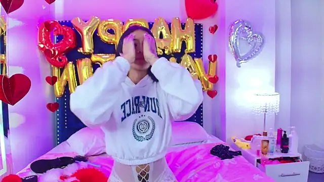 Tifanny noa online show from 18, 2, 2025