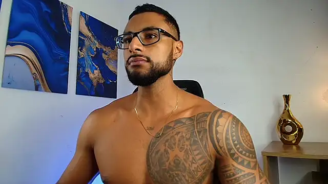 LiamGarcia1 online show from 5, 2, 2026