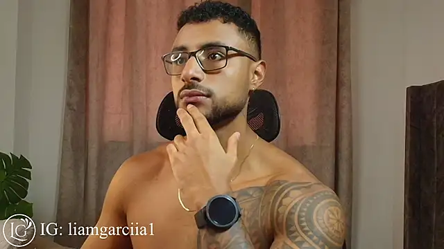 LiamGarcia1 online show from 19, 3, 2025