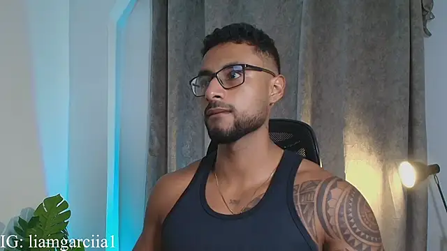 LiamGarcia1 online show from 14, 3, 2025