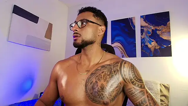 LiamGarcia1 online show from 9, 9, 2025