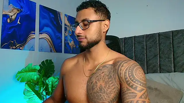 LiamGarcia1 online show from 20, 9, 2025