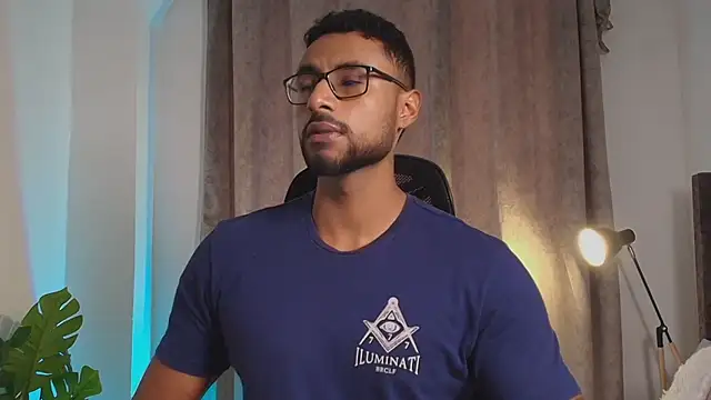 LiamGarcia1 online show from 12, 3, 2025