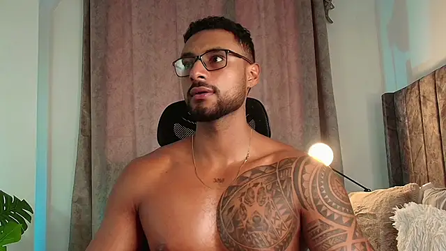 LiamGarcia1 online show from 10, 3, 2025