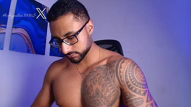 LiamGarcia1 online show from 17, 3, 2026