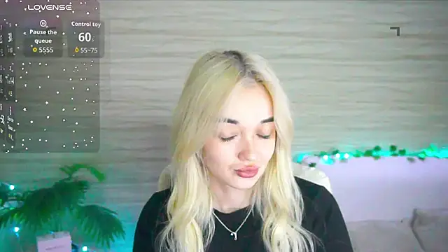 Ashley S online show from 27, 10, 2025