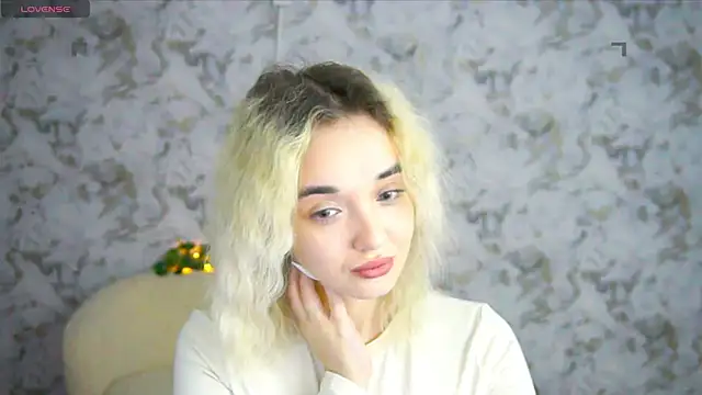 Ashley S online show from 28, 4, 2026
