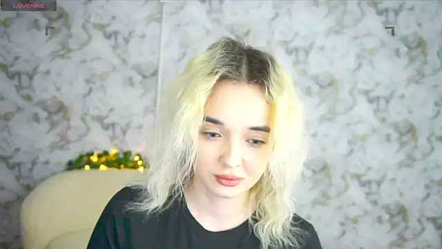 Ashley S online show from 20, 4, 2026