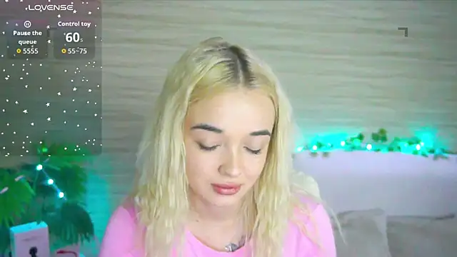 Ashley S online show from 22, 10, 2025