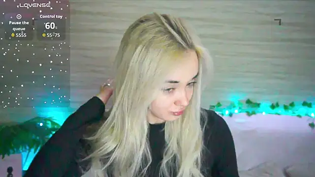 Ashley S online show from 17, 9, 2025