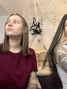 HotCaramellsTV online show from 31, 10, 2025