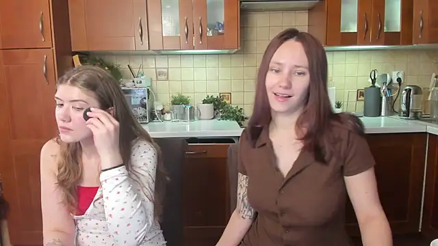 HotCaramellsTV online show from 12, 5, 2026