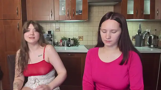 HotCaramellsTV online show from 7, 6, 2026