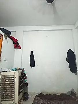 pintuS40 online show from 8, 3, 2025